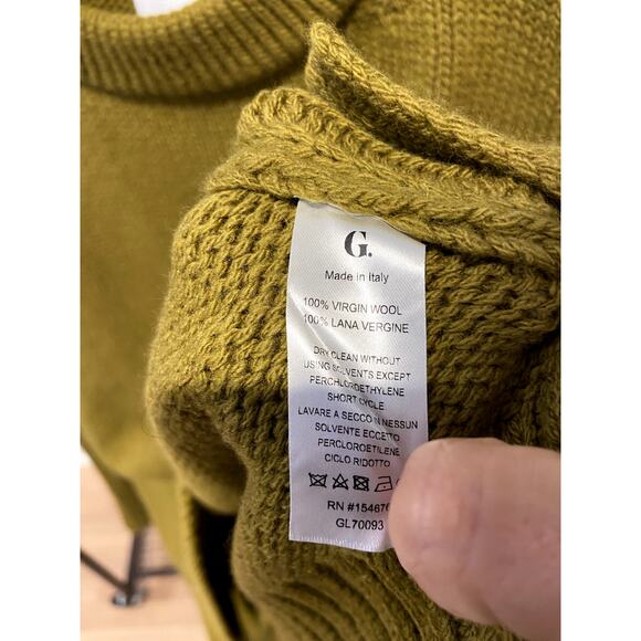 Goop Gwyn The Long-Cuff Crew Sweater size M medium - Picture 4 of 5